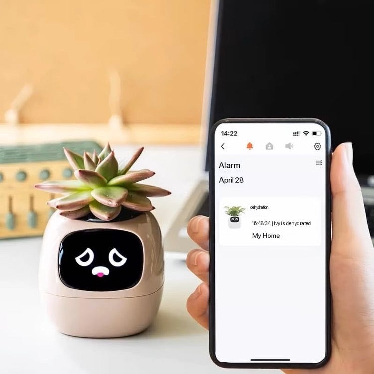 IVY: AI Smart Pet Planter Robot